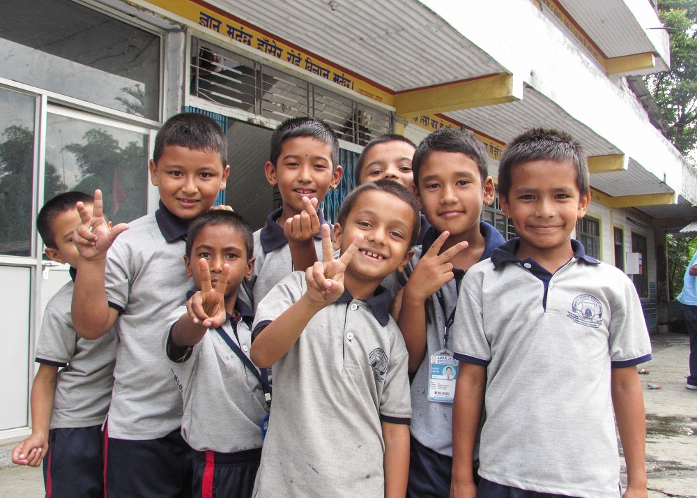 【ネパール】壮大なヒマラヤ地域のポカラで教育プログラム