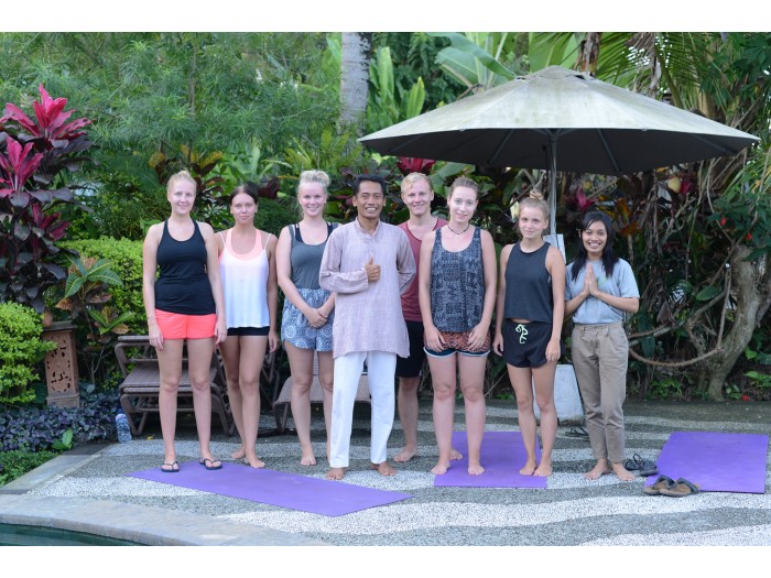 【インドネシア】バリ島でヨガと瞑想プログラム